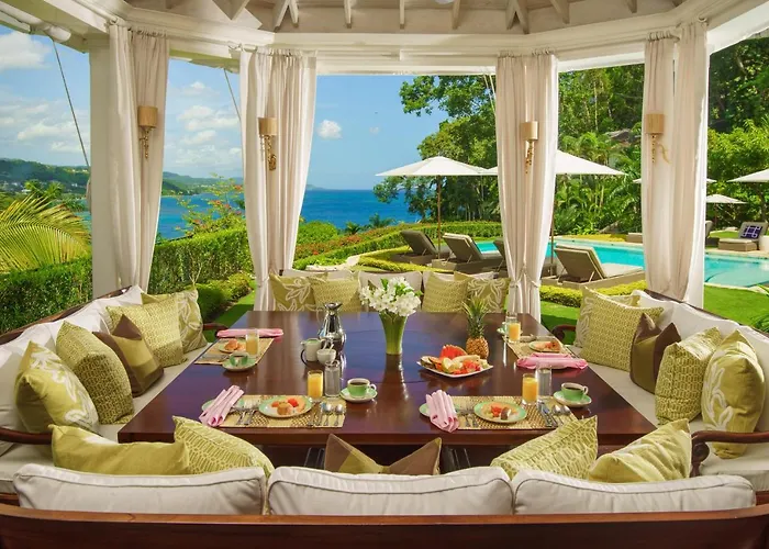 Round Hill & Resort 5*